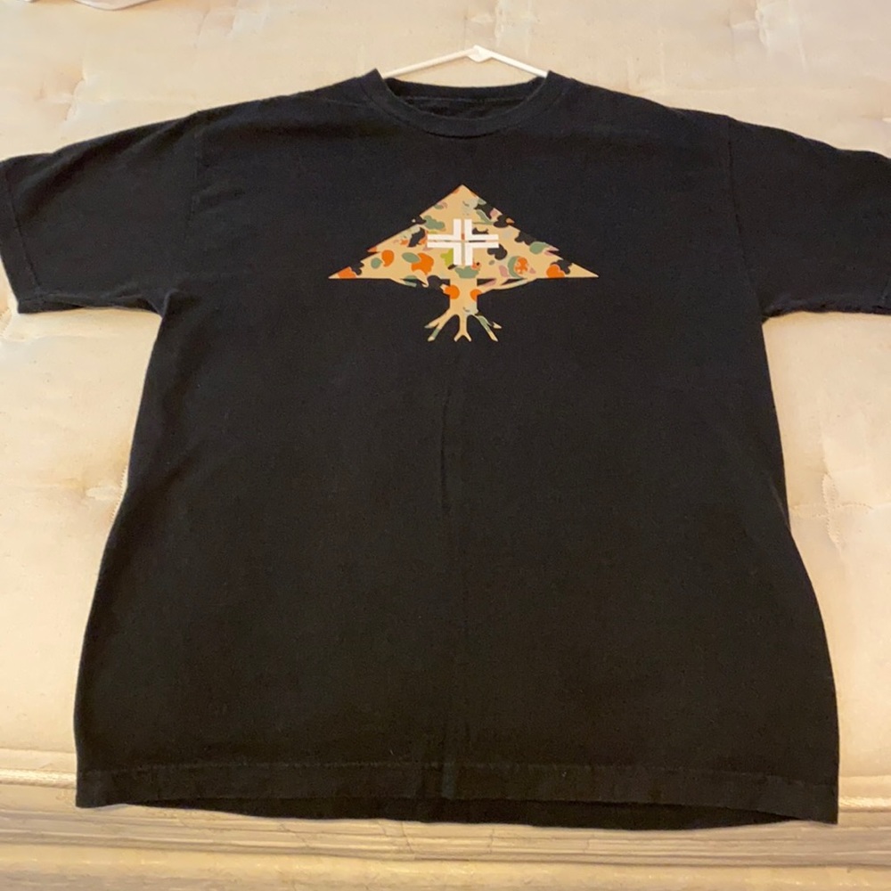 LRG size Large black t-shirt! Like new!!